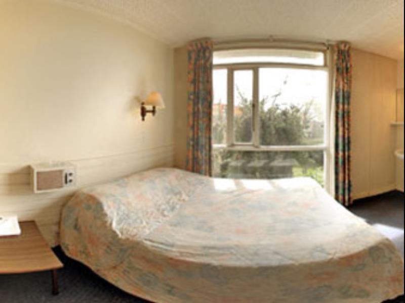Equestrian Hotel Κράισττσερτς Εξωτερικό φωτογραφία